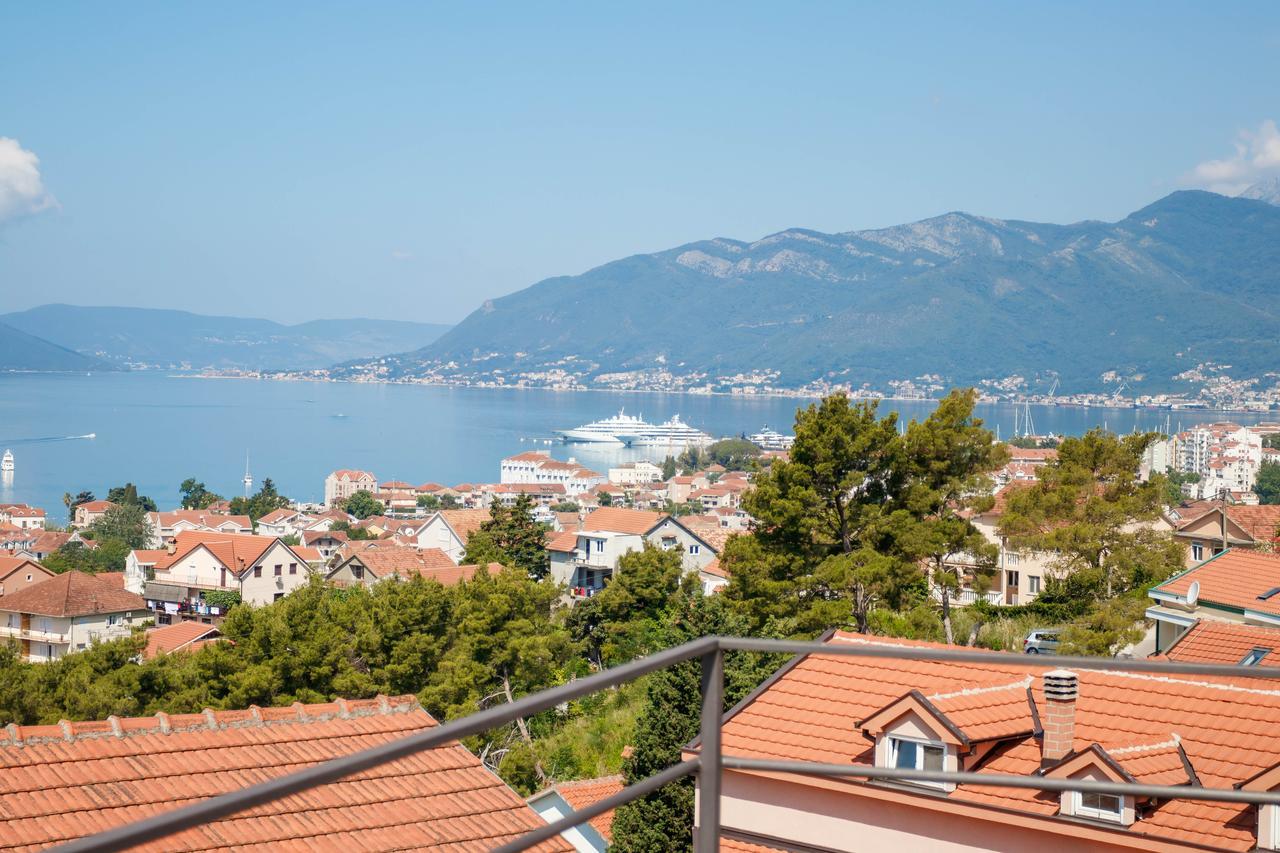 Apartmani Petar Tivat Exterior foto
